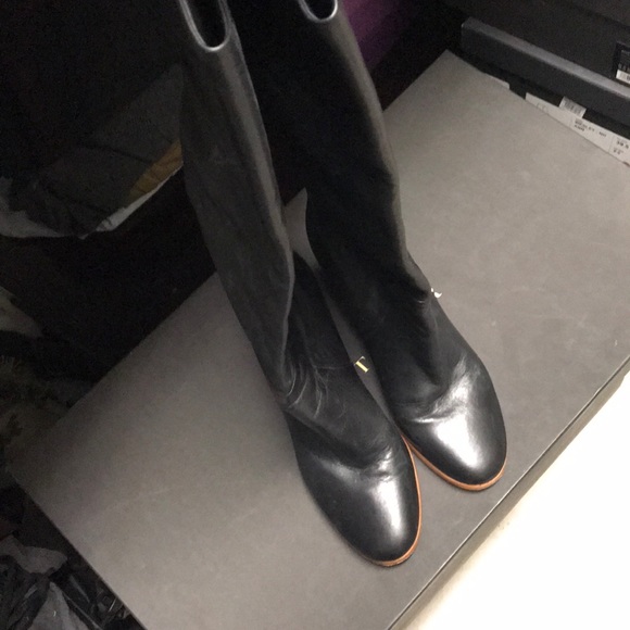 Ann Taylor Lavinia Pull up HH Tall Boot - Picture 4 of 8